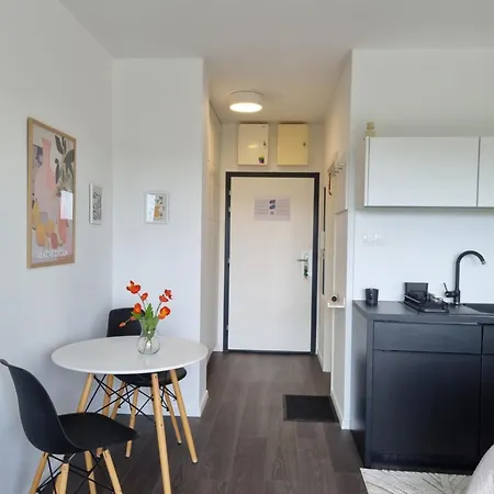 Sleep With The View * Bratysława