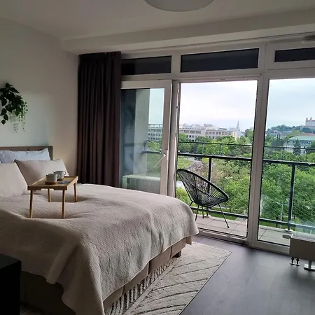 Sleep With The View * 布拉迪斯拉发